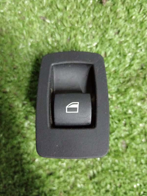 61316935534, 6935534 Кнопка стеклоподъемника задняя левая BMW 1-Series 2004 фото 1