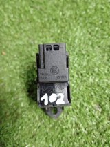 30773272 Кнопка стеклоподъемника передняя левая Volvo V70 2008 фото 4