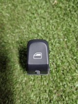 8K0959855B Кнопка стеклоподъемника передняя левая Audi A5 2008 фото 1