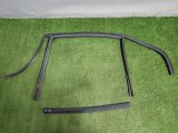 51347060257, 51347060257, 7119969 Уплотнитель стекла двери задний левый BMW 3-Series 2007 фото 1