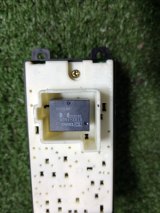 F15166350, F151684L1C, G22C66600 Блок управления стеклоподъемниками передний правый Mazda RX-8 2003 фото 6