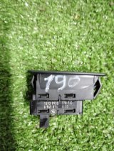 61316945874, 6945874 Кнопка стеклоподъемника задняя левая BMW X5 2007 фото 3