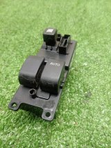 F15166350, F151684L1C, G22C66600 Блок управления стеклоподъемниками передний правый Mazda RX-8 2003 фото 6