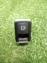 A2049058102 Кнопка стеклоподъемника задняя правая Mercedes-Benz E-Class 2012 фото 6