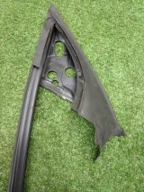 51337008568, 7008568 Уплотнитель стекла двери передний левый BMW 6-Series 2005 фото 4