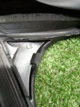 51337060241, 7060241 Уплотнитель стекла двери передний левый BMW 3-Series 2008 фото 4