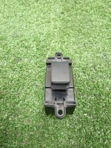 F15166370, F151684L6 Кнопка стеклоподъемника передняя левая Mazda RX-8 2003 фото 6