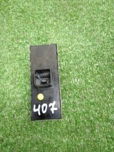 7L6959857E, 7L6959857C Блок управления стеклоподъемниками передний левый Volkswagen Touareg 2006 фото 3