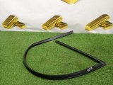 51337033799, 7033799 Уплотнитель стекла двери передний левый BMW 5-Series 2003 фото 1