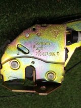 7L0827506D, 7L6827501B Замок багажника Volkswagen Touareg 2002-2010 фото 7