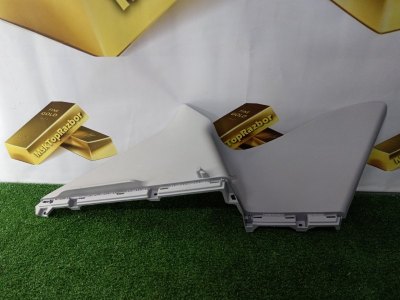 Накладка на стойку кузова