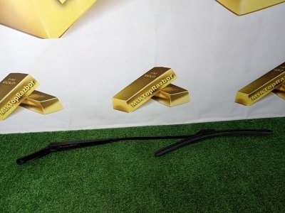 Поводок стеклоочистителя лобового стекла