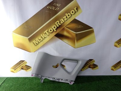 Накладка на стойку кузова