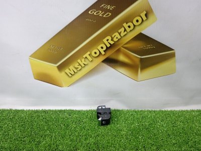 Кнопка стеклоподъемника