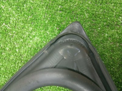 Уплотнитель стекла двери