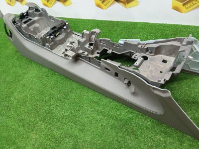 Консоль центральная