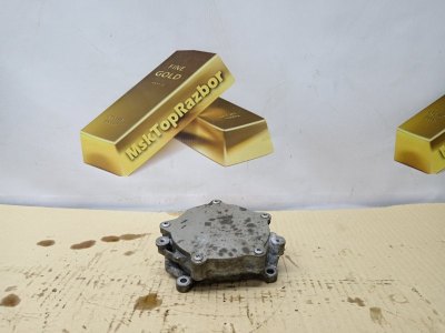 Вакуумный насос двигателя