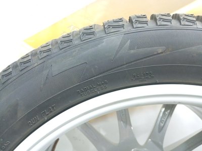 Колесо Porsche Cayenne R20 5x130, Pirelli 305/40 R20, зимнее, шипы