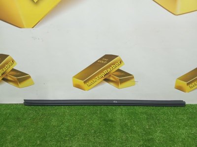 Уплотнитель стекла двери