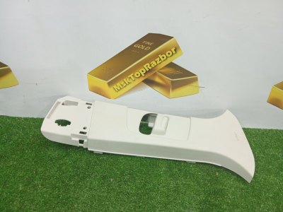 Обшивка центральной стойки