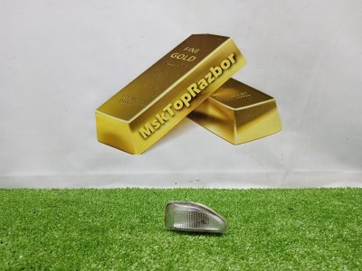 Повторитель поворота в крыло