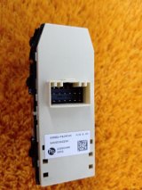 93581P10404X, 93581P10404 Кнопка стеклоподъемника задняя левая Kia Sportage 2022 фото 3