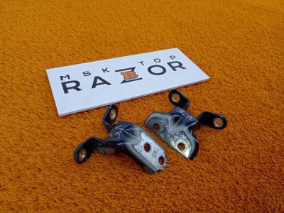 Петля двери