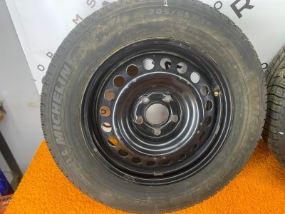 Колесо Hyundai Creta R16 5x114.3, Michelin 205/65 R16, зимнее, липучка