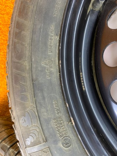 Колесо Hyundai Creta R16 5x114.3, Michelin 205/65 R16, зимнее, липучка
