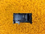 8481047010 Кнопка стеклоподъемника передняя правая Toyota Camry 2019 фото 4