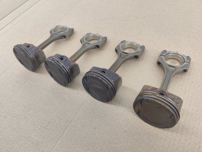 Поршень