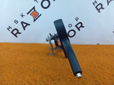 Рычаг стояночного тормоза
