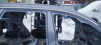 Порог с центральной стойкой