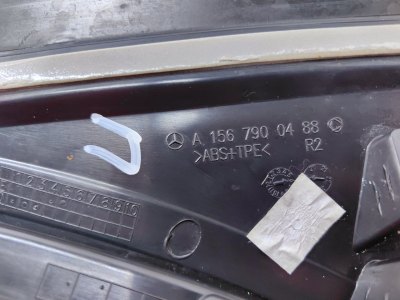 Накладка крышки багажника