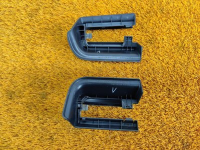 Заглушка крепления сиденья