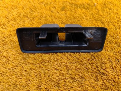Накладка замка багажника