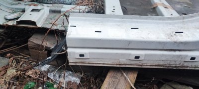 Порог с центральной стойкой