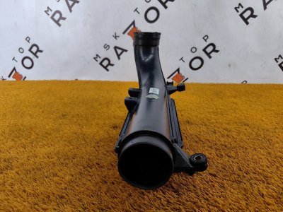Патрубок воздушного фильтра