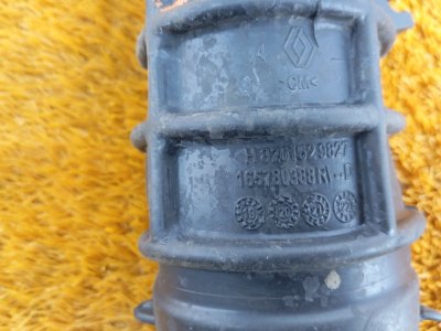 Патрубок воздушного фильтра