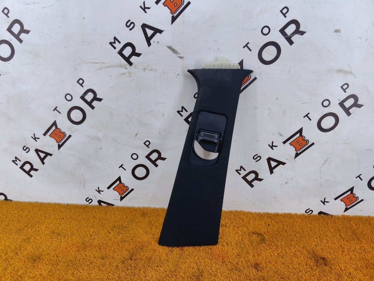 A1668681600 Обшивка стойки правая Mercedes-Benz GLE фото 1