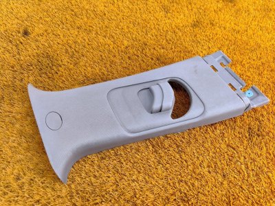 Обшивка центральной стойки
