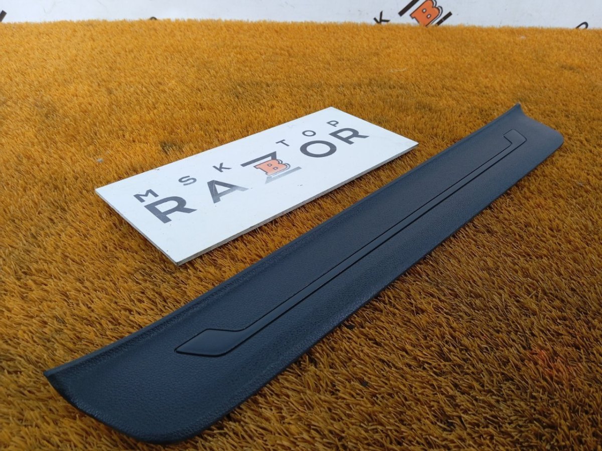 85884D4000, 85888D4000, 85879D4000 Накладка на порог салона передняя правая Kia Optima 2018 фото 1