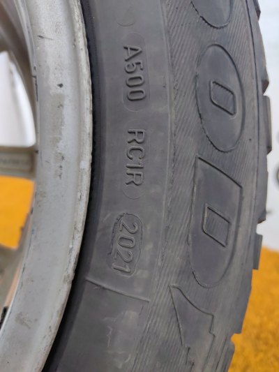 Колесо BMW R17 5x112, Goodyear 225/55 R17, зимнее, шипы