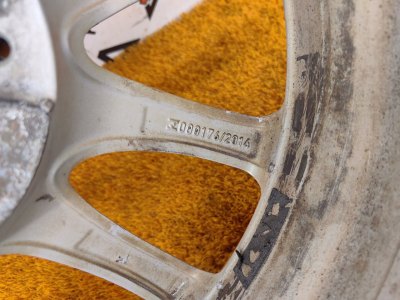Колесо BMW R17 5x112, Goodyear 225/55 R17, зимнее, шипы