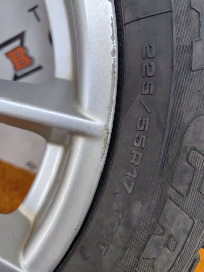 Колесо BMW R17 5x112, Goodyear 225/55 R17, зимнее, шипы