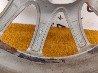 Колесо BMW R17 5x112, Triangle 225/55 R17, зимнее, липучка