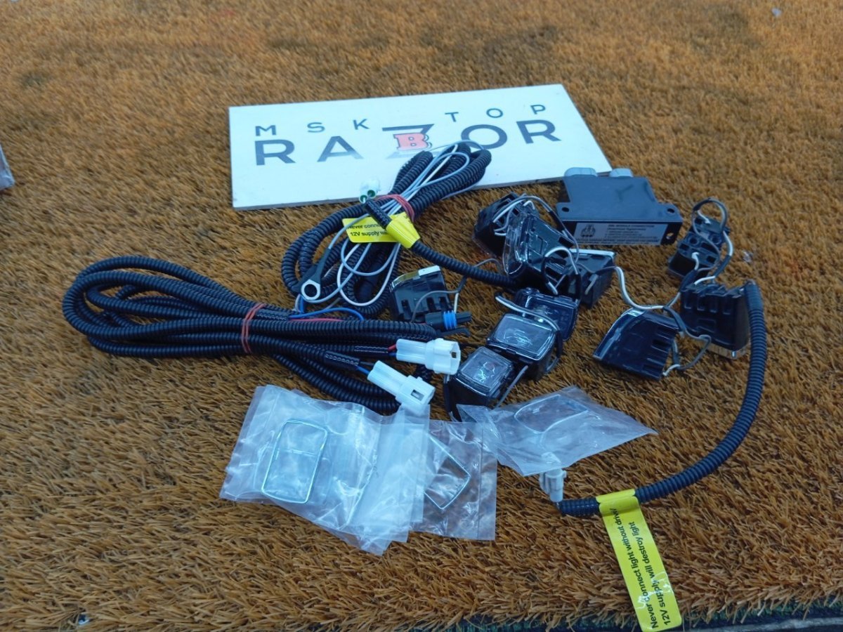 8116A60K10, 124190LDL, TYL020410182L, 8110660K12DCR ДХО Toyota LAND CRUISER 2007-2021 фото 1