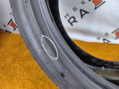Шина Hankook Winter I Cept Evo 2 SUV 295/35 R23, зимняя, липучка