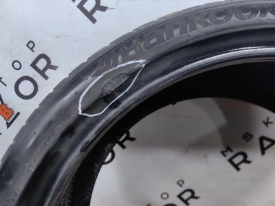 Шина Hankook Winter I Cept Evo 2 SUV 295/35 R23, зимняя, липучка