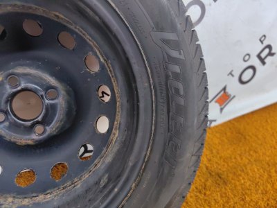 Колесо Trebl X40923 R15 4x100, Viatti 185/65 R15, зимнее, липучка